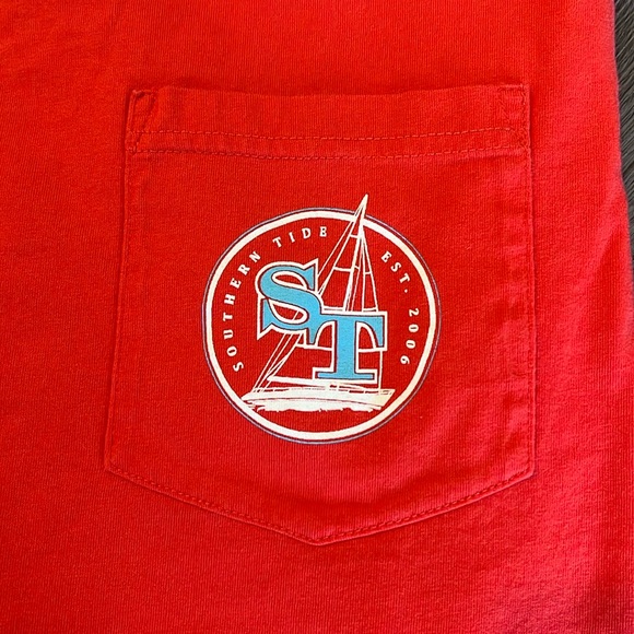 Southern Tide sailboat sleeve pocket tee - Picture 2 of 6